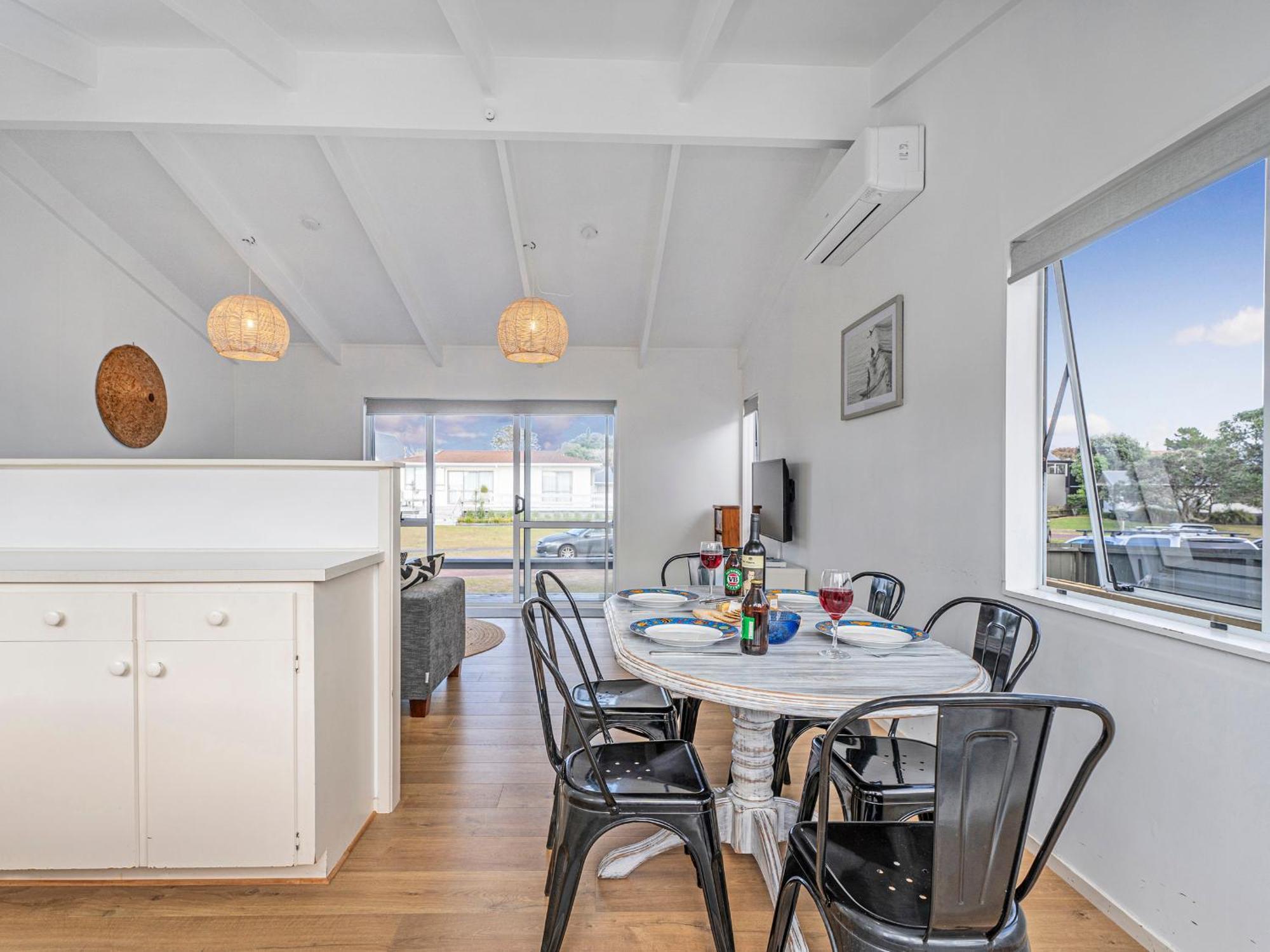 Retreat By The Beach - Pauanui Holiday Home المظهر الخارجي الصورة